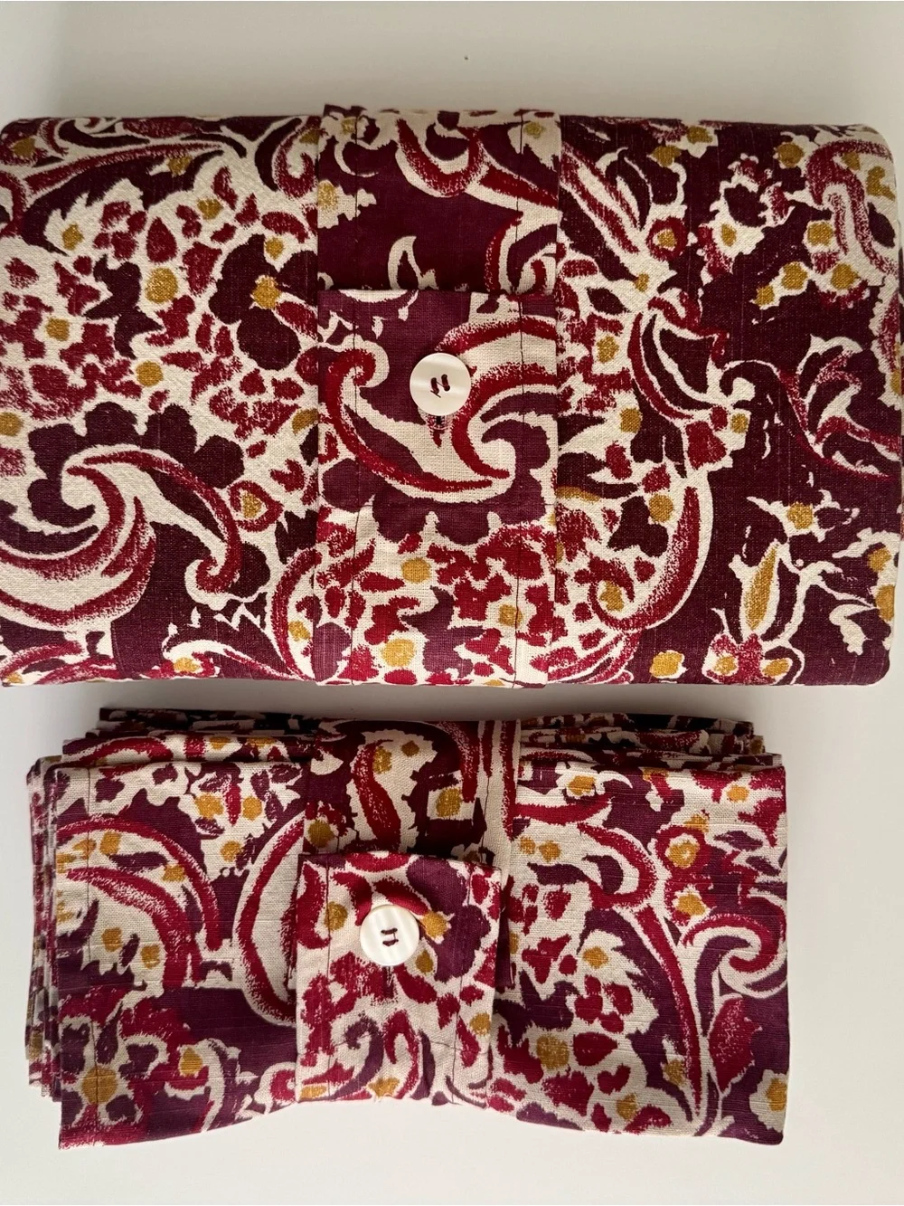 Holiday Paisley 100% Cotton Tablecloth & 8 Napkins in Burgundy, Red and Cream